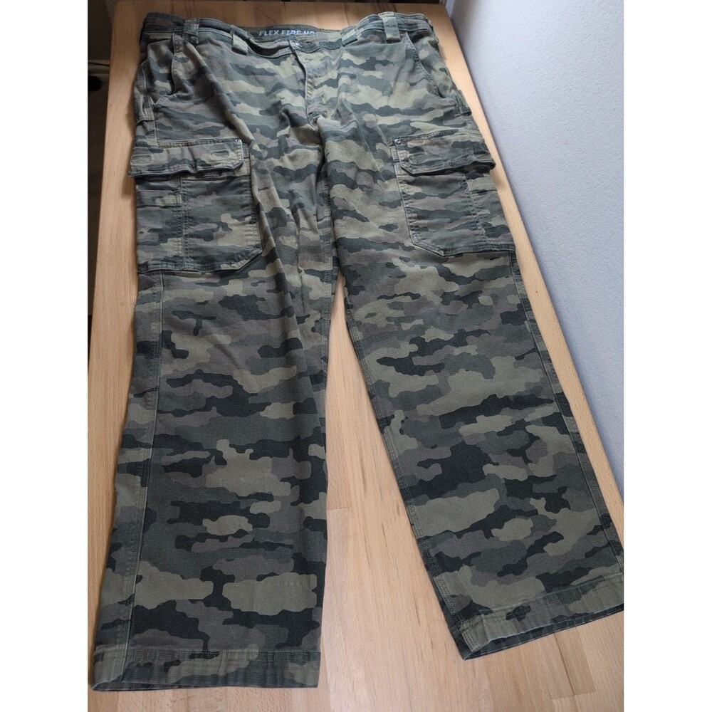Duluth Trading Co Cargo Pants Mens 42x30 Green Camo Flex Fire Hose Stretch